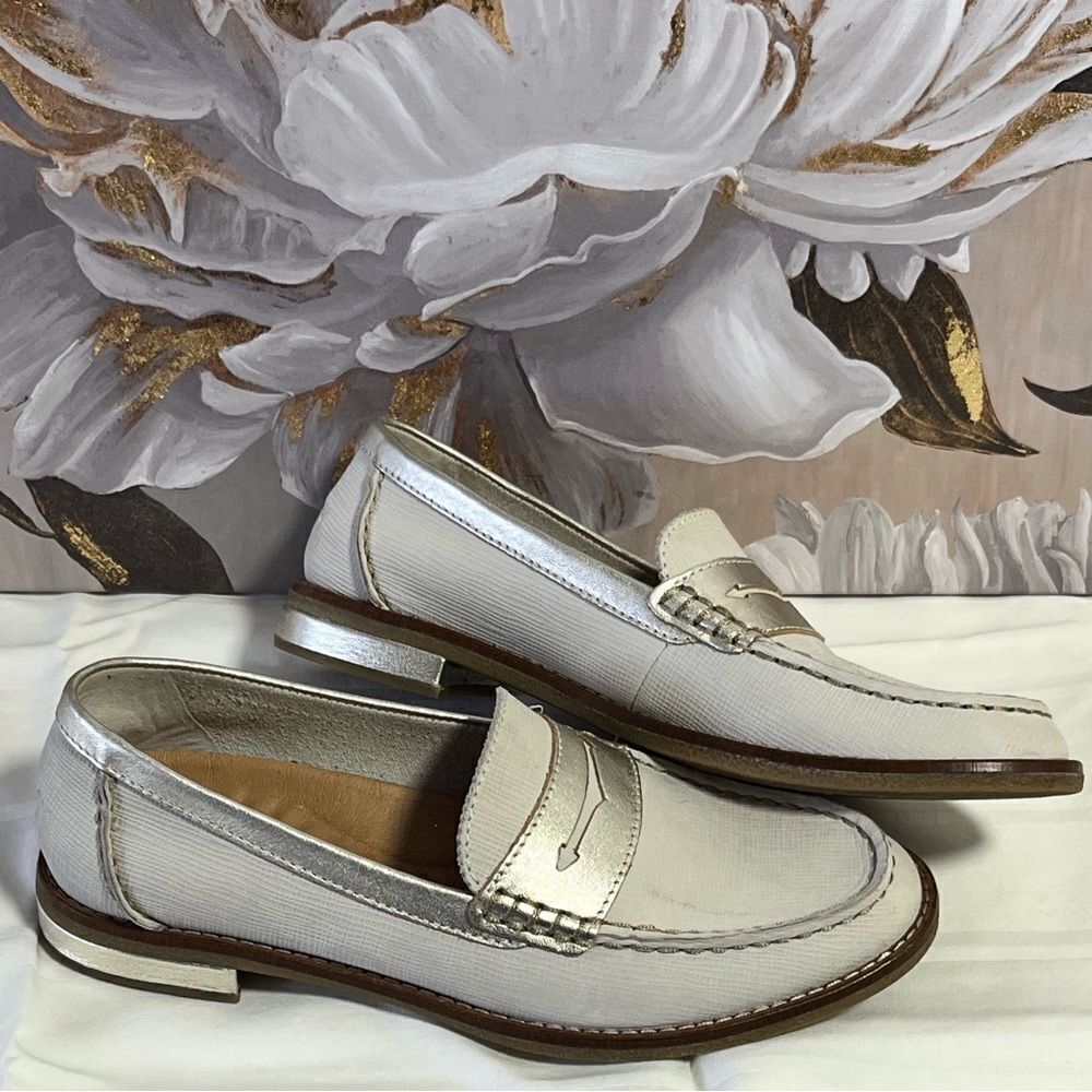 Sperry Women’s Off-White Penny Loafers - Picture 3 of 12
